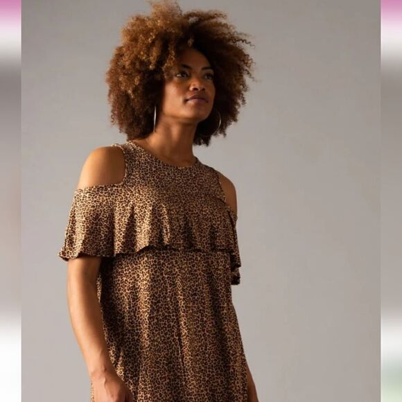 NWT Cold Shoulder Tunic in Roar Ruffle Top Leopard Print - Picture 1 of 4